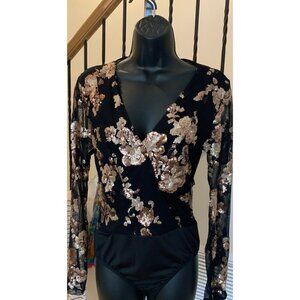 Girl in mind dressy bodysuit long sleeves Med